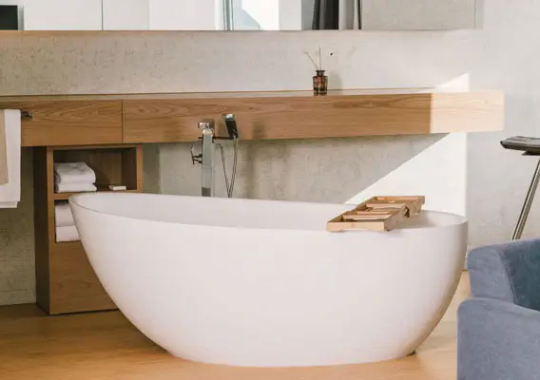 Mua bồn tắm nằm đặt sàn TOTO tại Long An